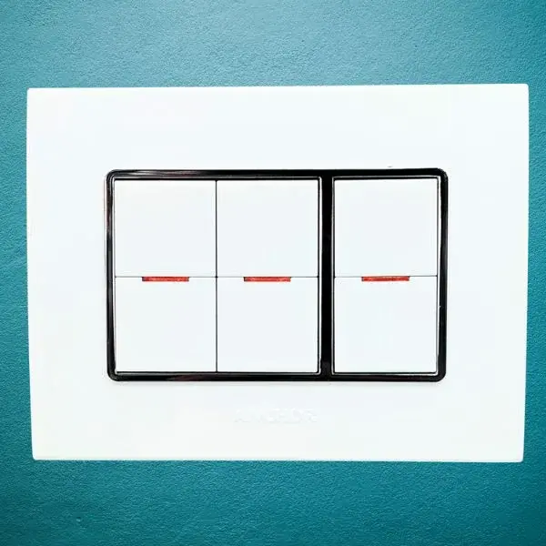 Anchor Modular Switch — view 1