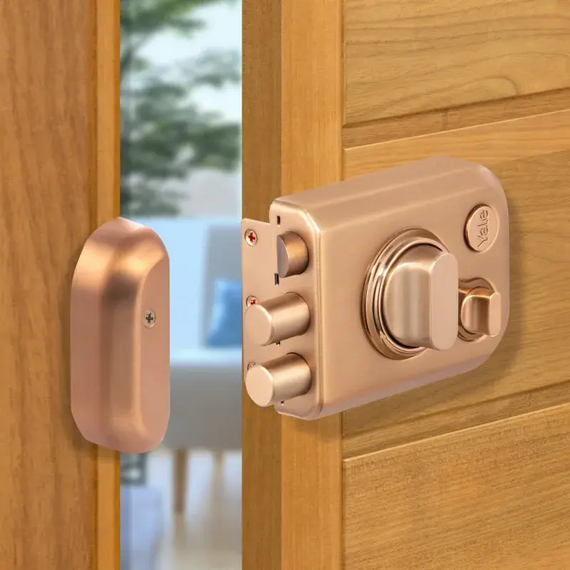 Yale Kratos™ KRT-LB-TT-RGM/RG RIM lock for main door with 1 latch and 2 deadbolts, Knob insi… — view 1